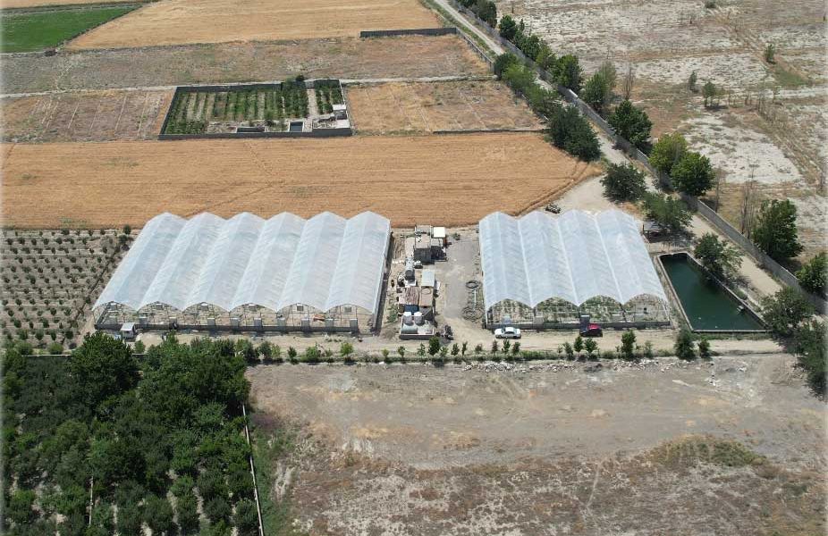 ساخت گلخانه الهیه در باغ صبا